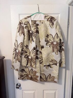 Beautiful 2 piece beige brown and gold suit